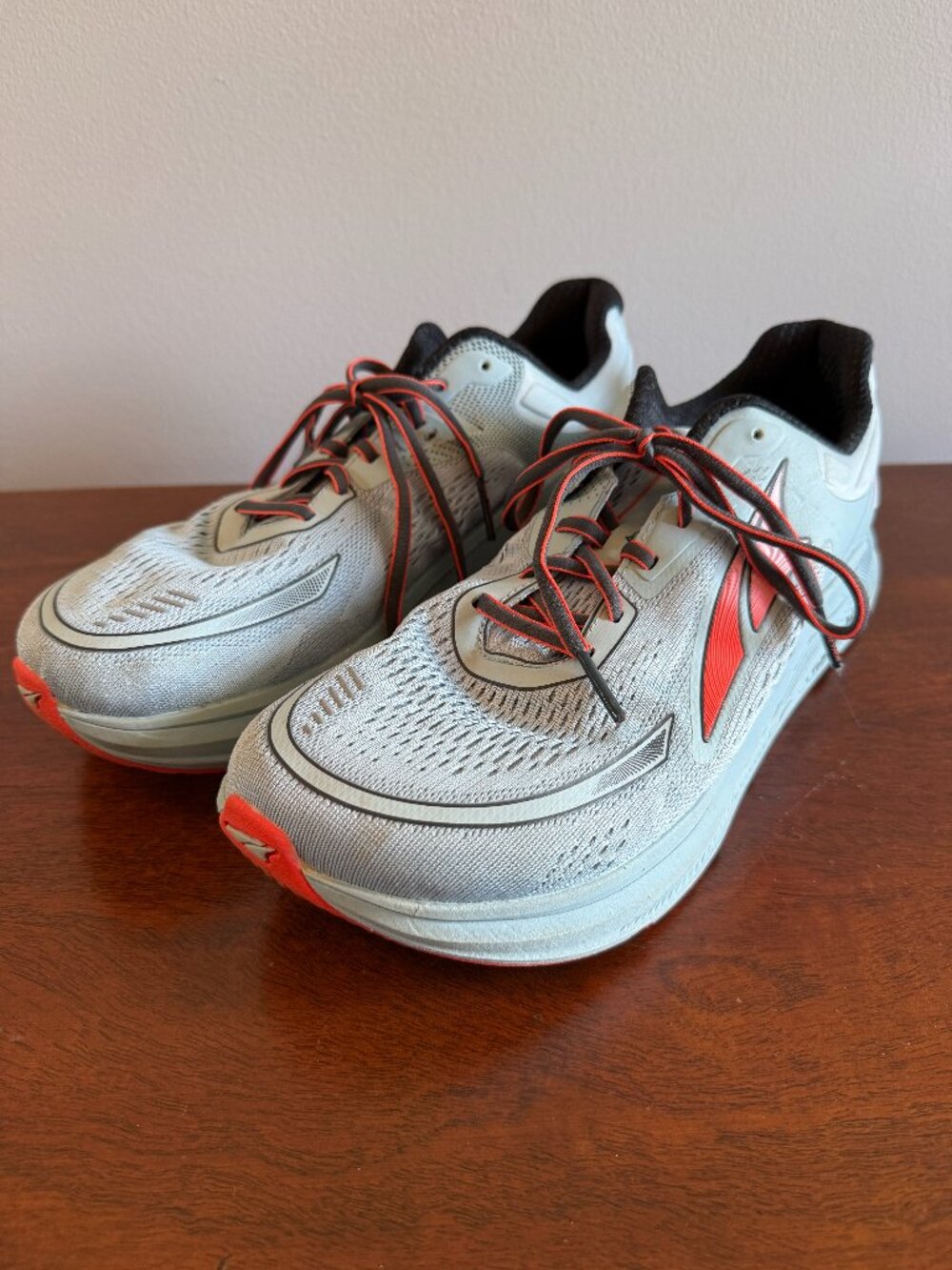 Altra Men’s Paradigm 6 Running Shoes Blue Gray Red Size 10